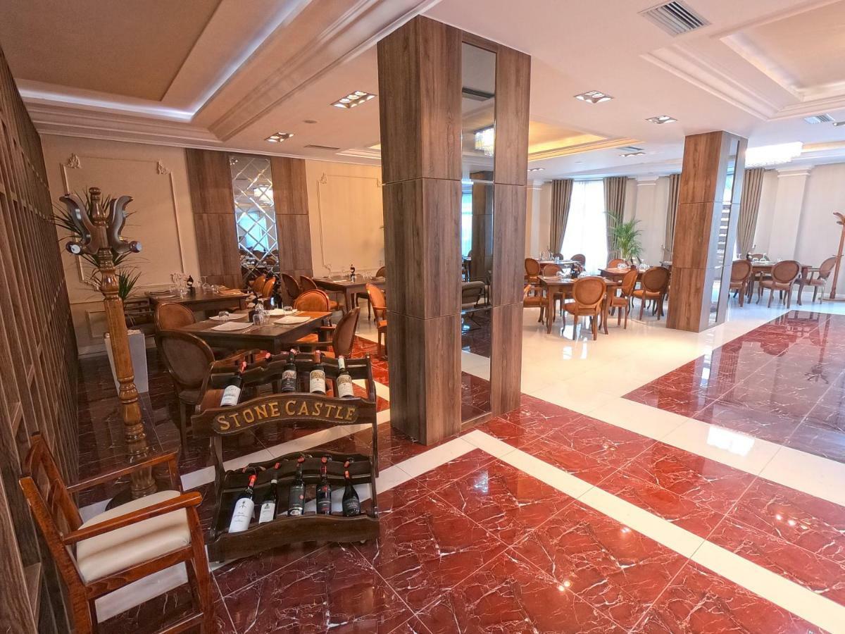 Gardenland Resort Bushat Exterior photo